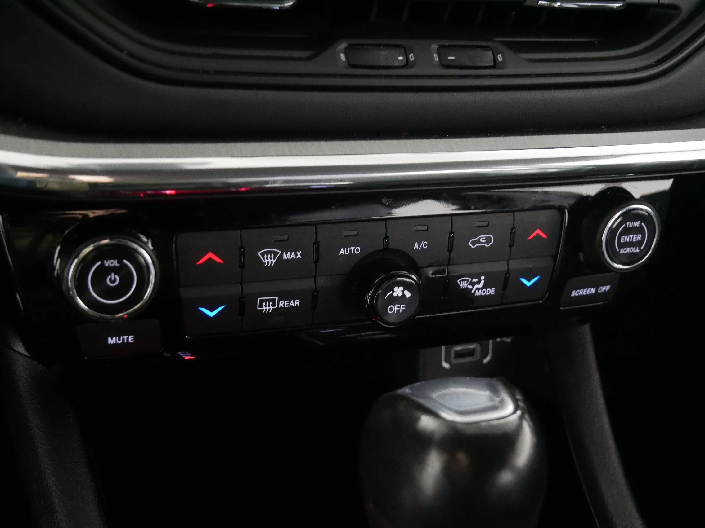 2022 Jeep Compass (RED) Edition - Photo 23