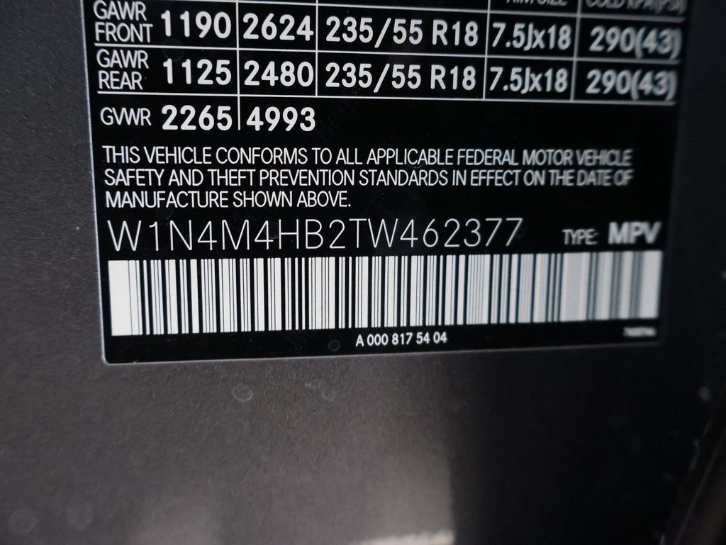 New 2026 Mountain Grey Metallic Mercedes-Benz GLB 250 image 41