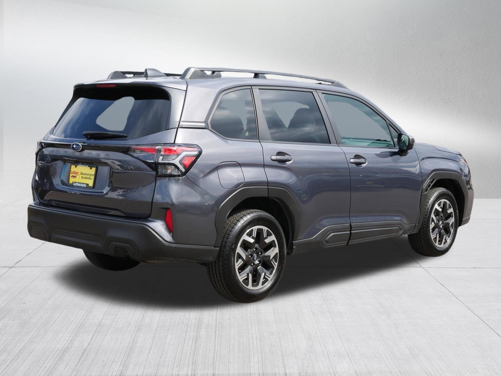 Certified Used 2025 Magnetite Gray Metallic Subaru Premium image 7