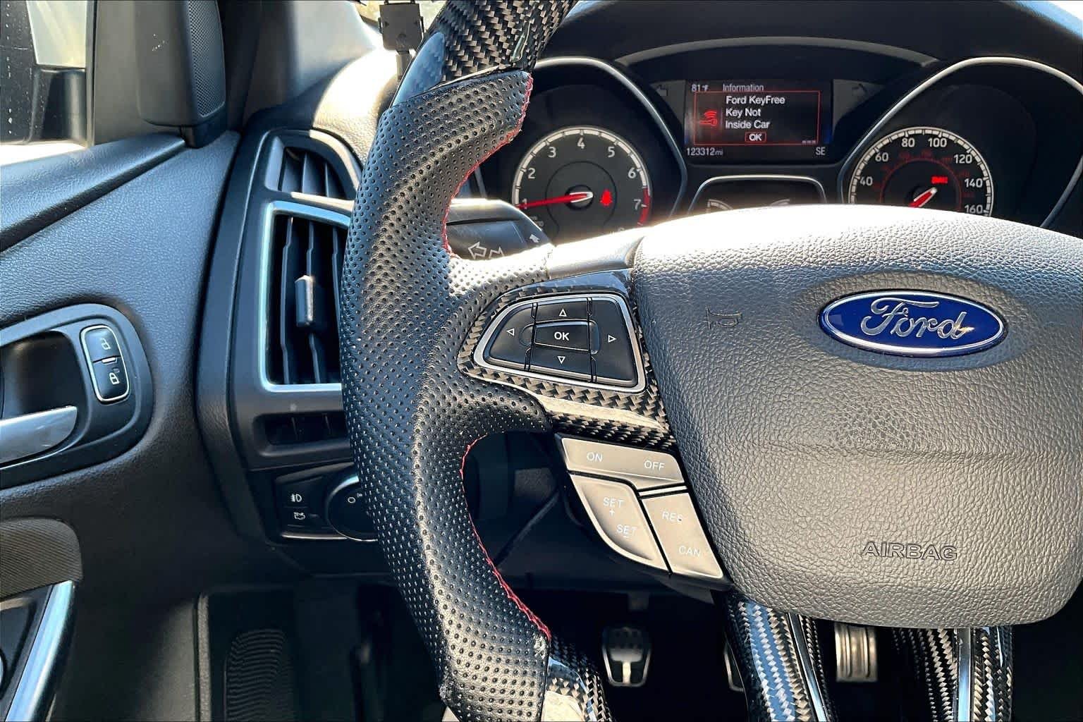 Used 2017 Oxford White Ford ST image 24