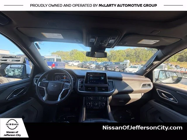 Used 2023 White Chevrolet Z71 image 18
