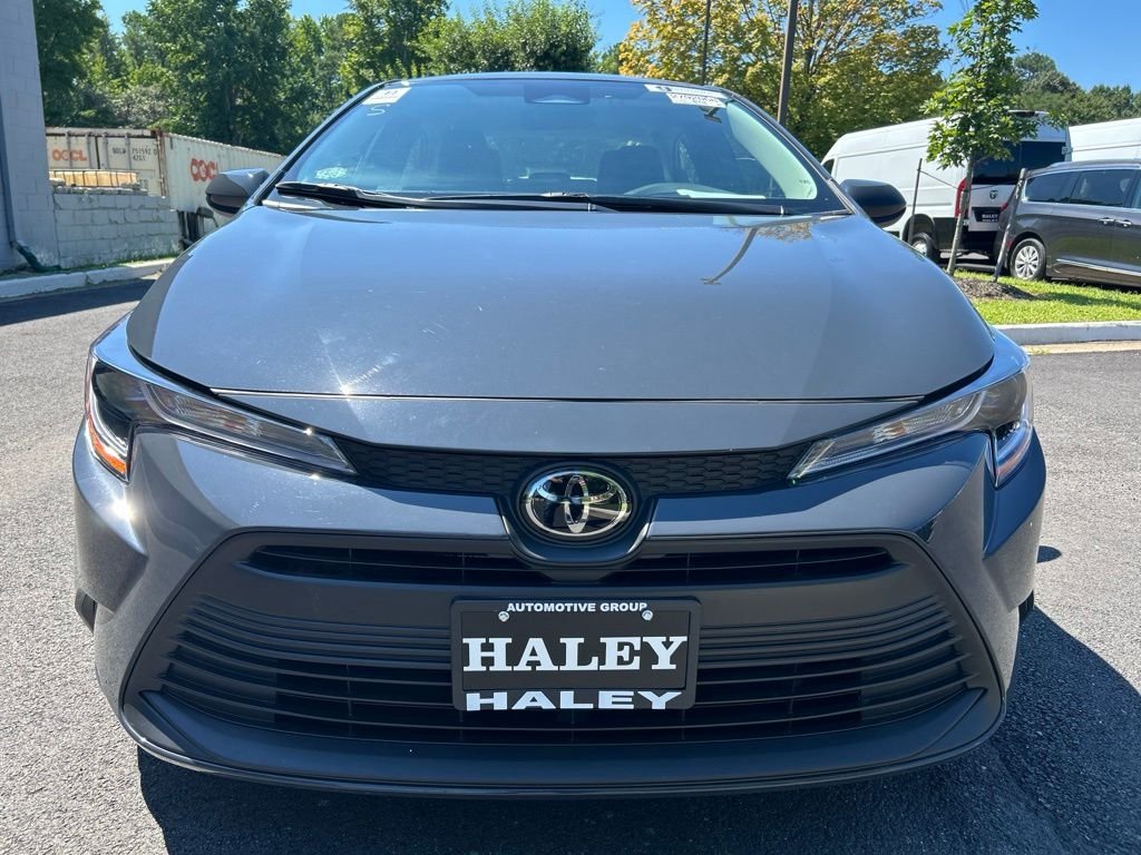 Used 2026  Toyota LE image 14