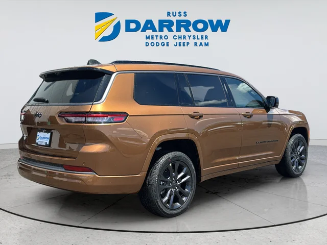 New 2026 Copper Shino Metallic Clear-Coat Exterior Paint Jeep Limited Reserve image 5