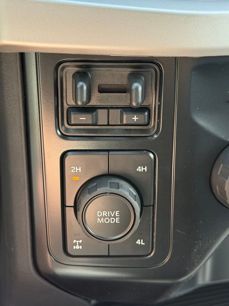 New 2026 Oxford White Ford F-250® XL image 6
