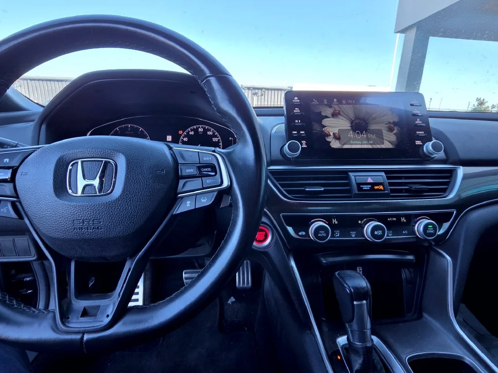 Used 2020  Honda Sport image 14