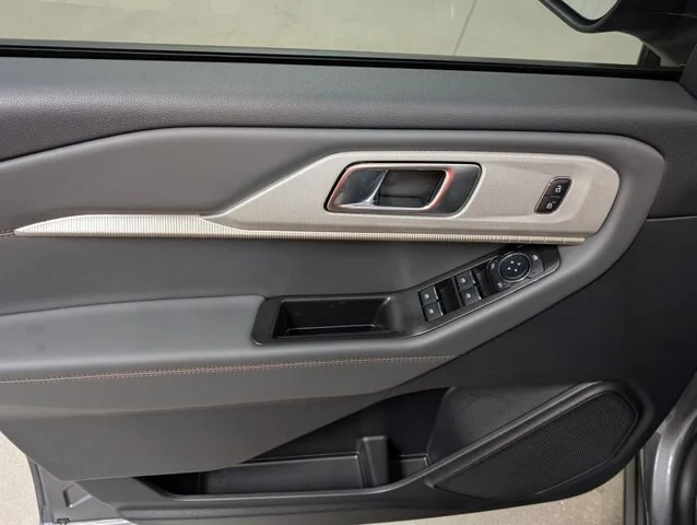 New 2026 Carbonized Gray Metallic Ford Active image 40
