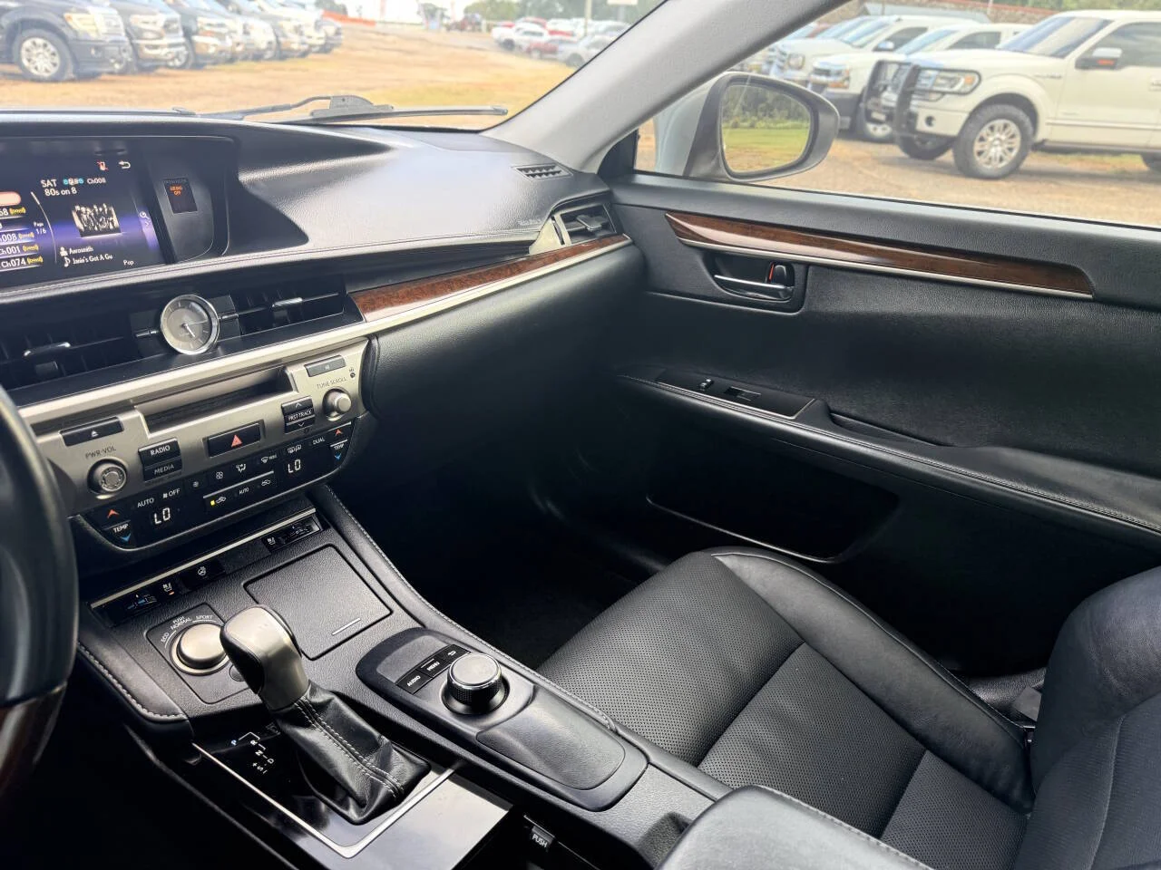 Used 2017 Silver Lexus Base 4dr Sedan image 20