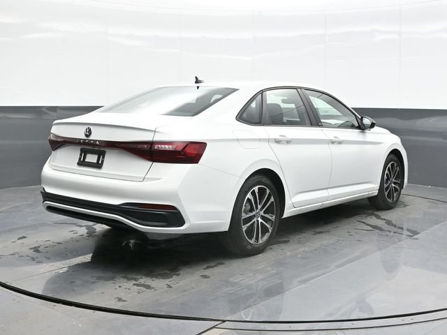 2025 Volkswagen Jetta Sport - Photo 9