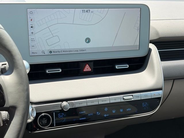 Used 2024 White Hyundai Limited image 21
