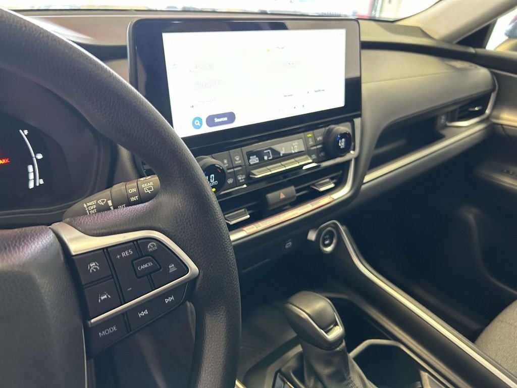 Certified Used 2025 White Toyota LE image 21