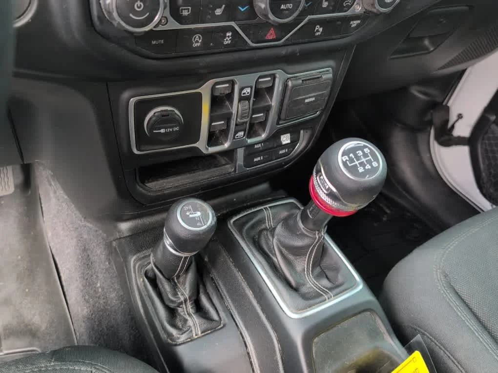 Used 2020 Bright White Clearcoat Jeep Overland image 2