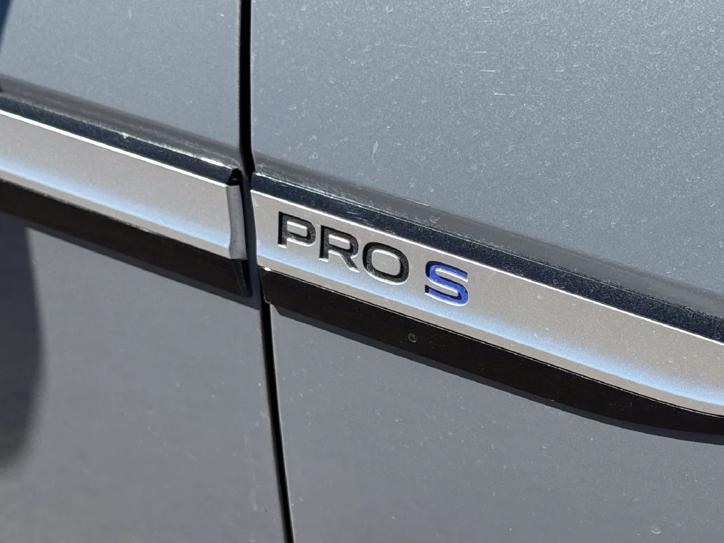 Used 2023 Gray Volkswagen Pro S Plus image 14