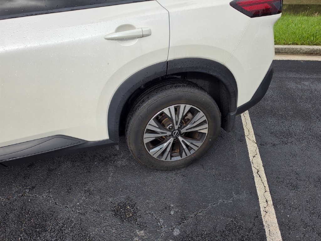 Used 2023 White Nissan SV image 12
