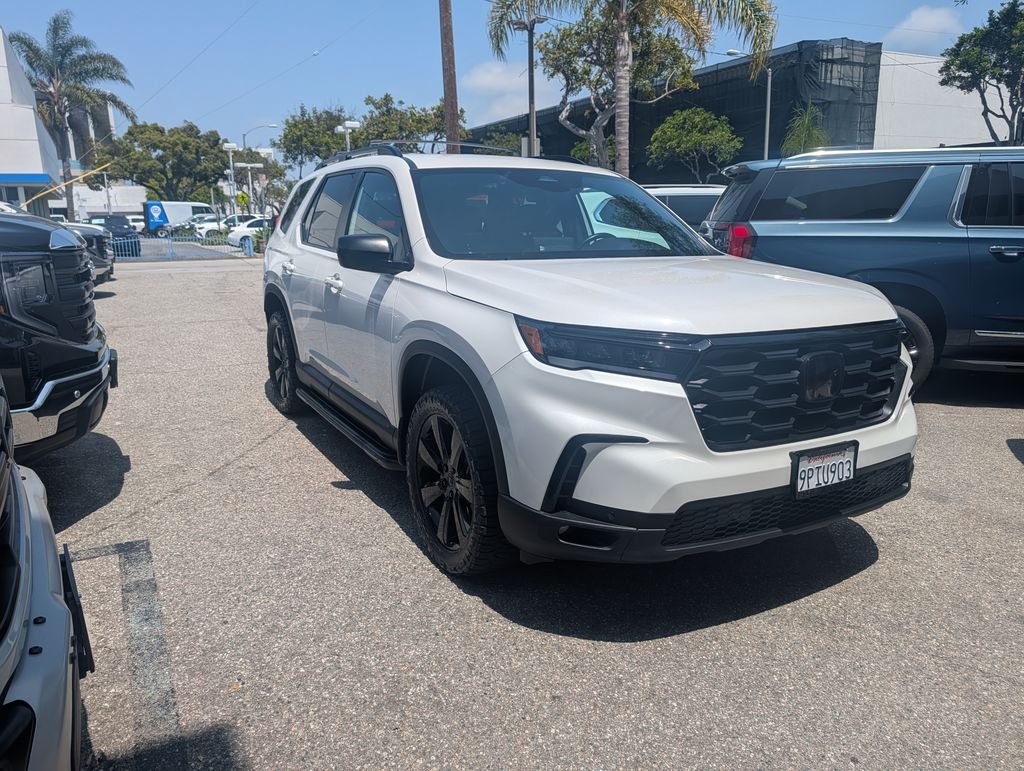 2025 Honda Pilot Sport AWD's photo