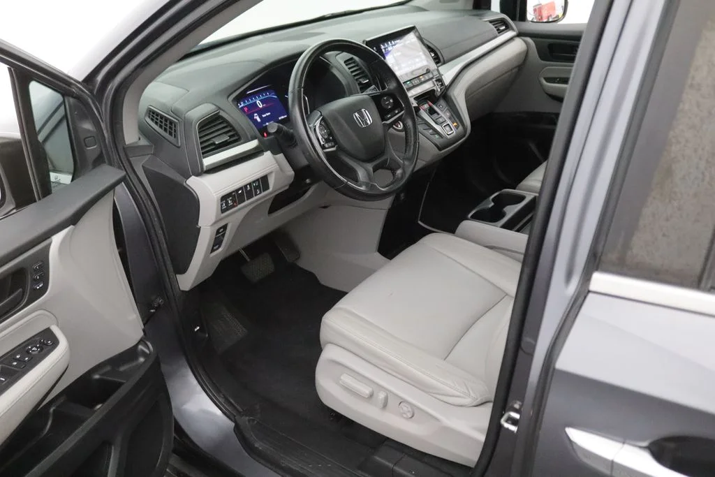 Used 2019 Gray Honda EX-L image 19