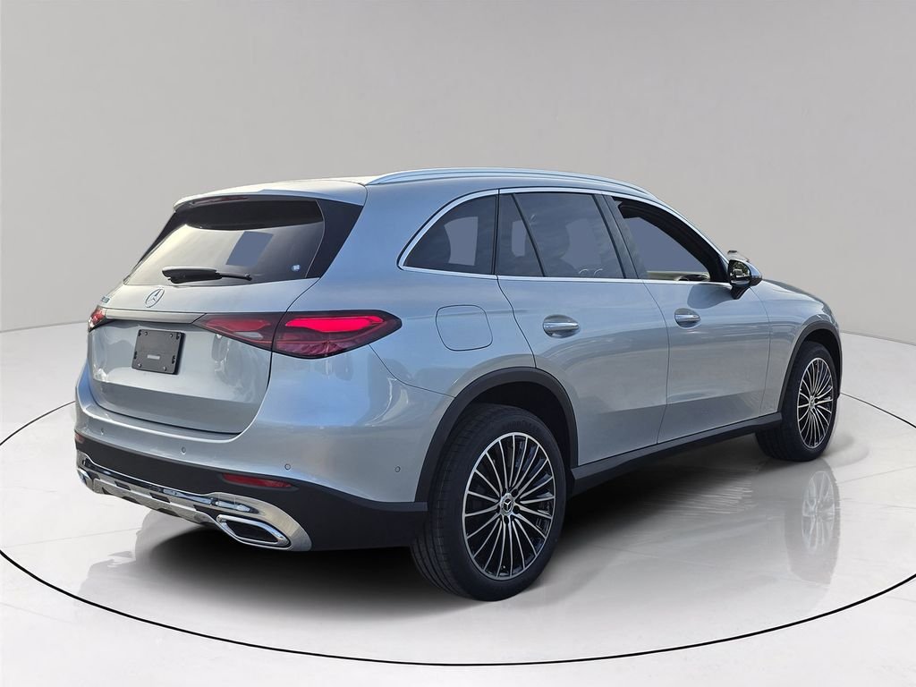 New 2026 Cirrus Silver Metallic Mercedes-Benz GLC 300 image 6