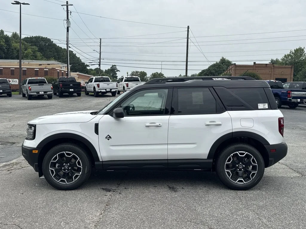 New 2026 Oxford White Ford Outer Banks image 4