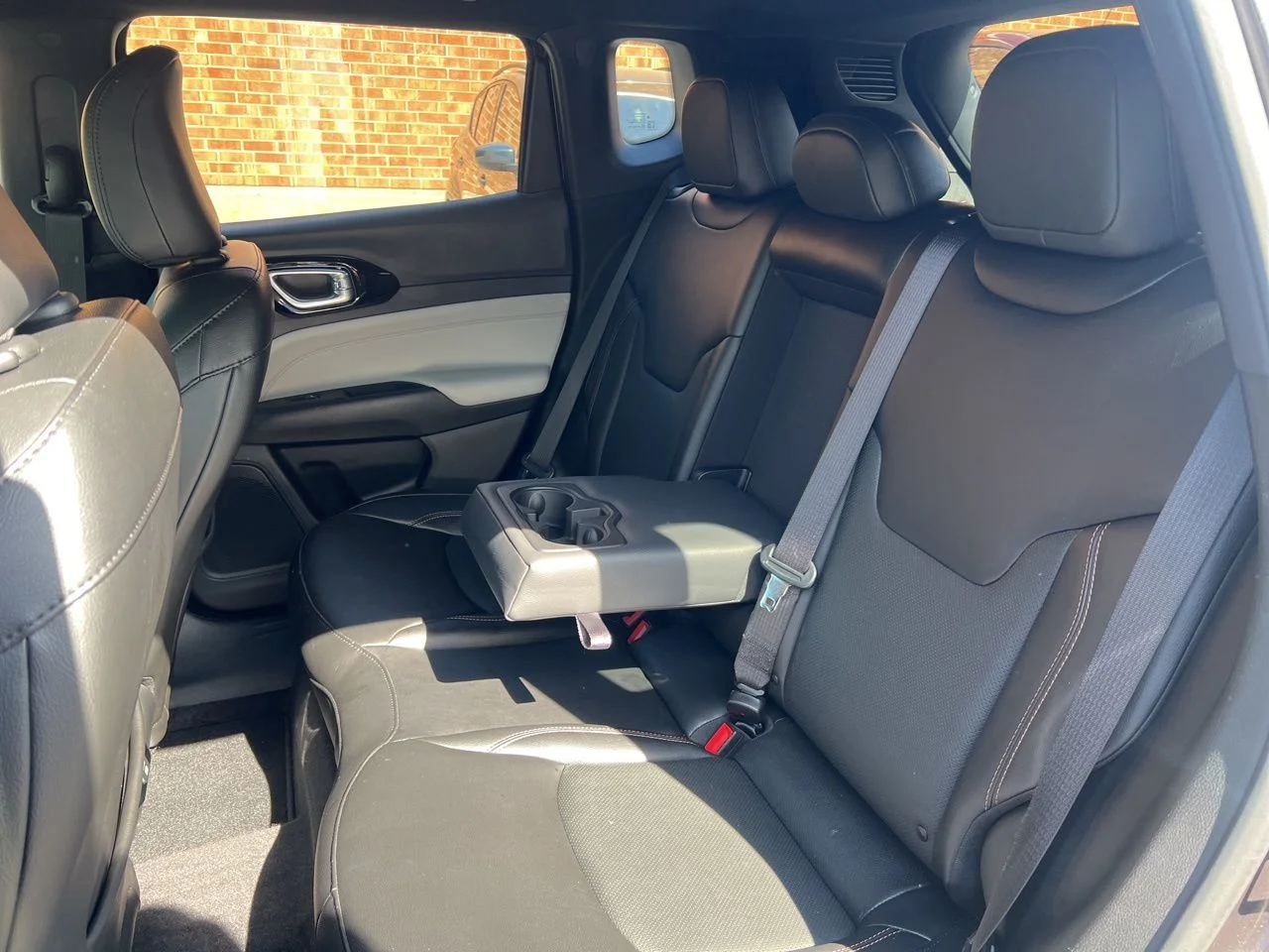 Used 2023 Gray Jeep Limited image 21