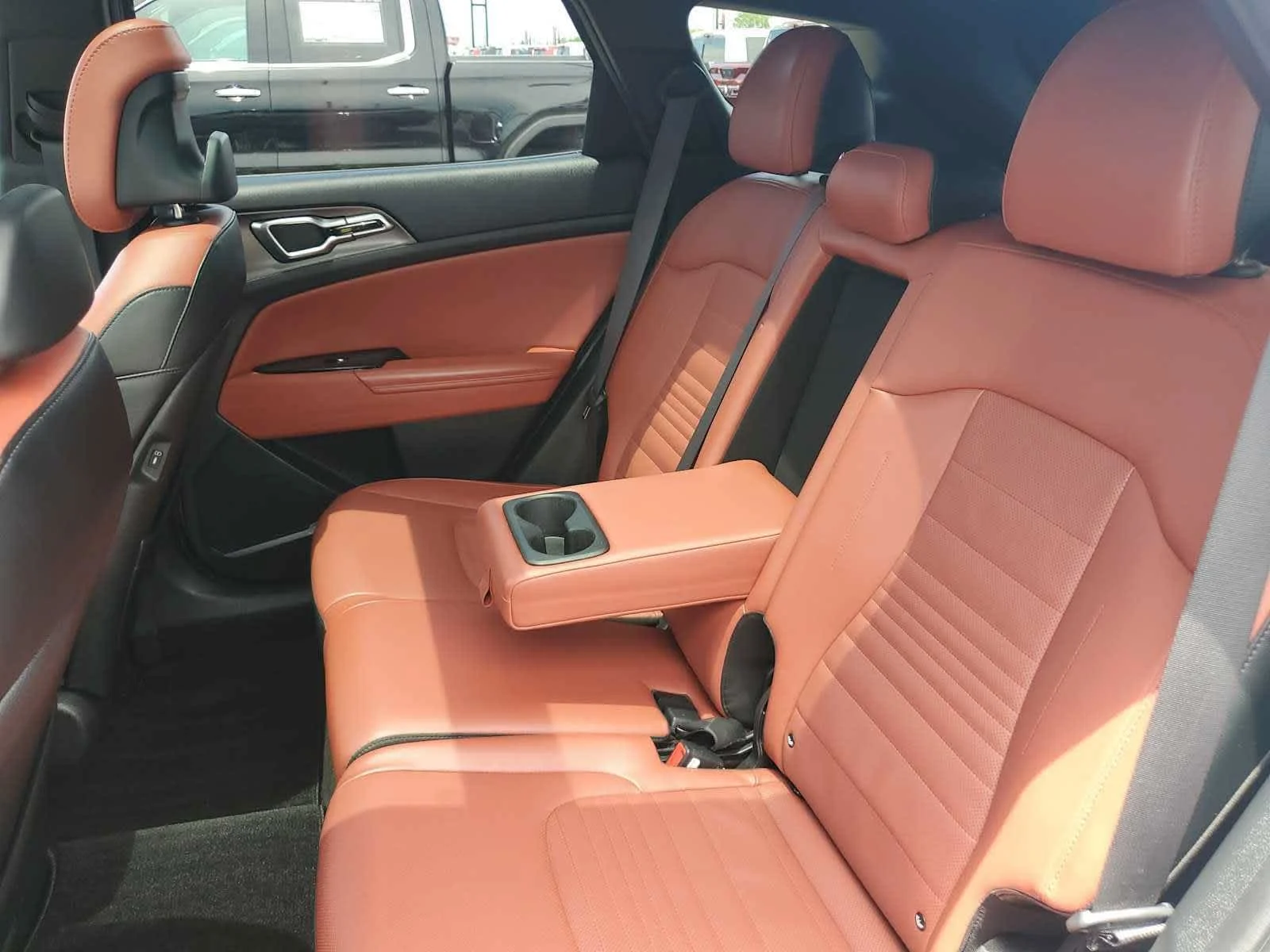 Used 2024  Kia SX image 22