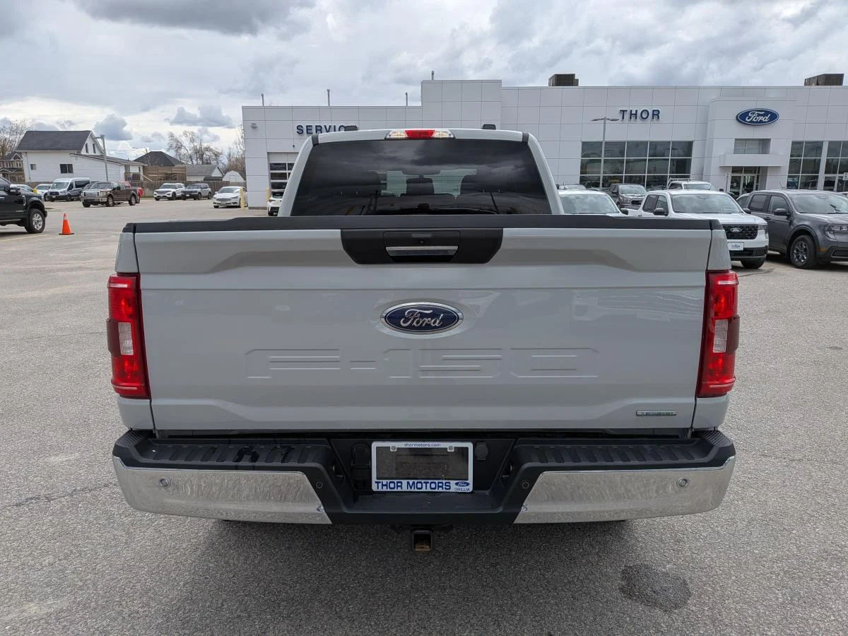 Used 2023 White Ford XLT image 6