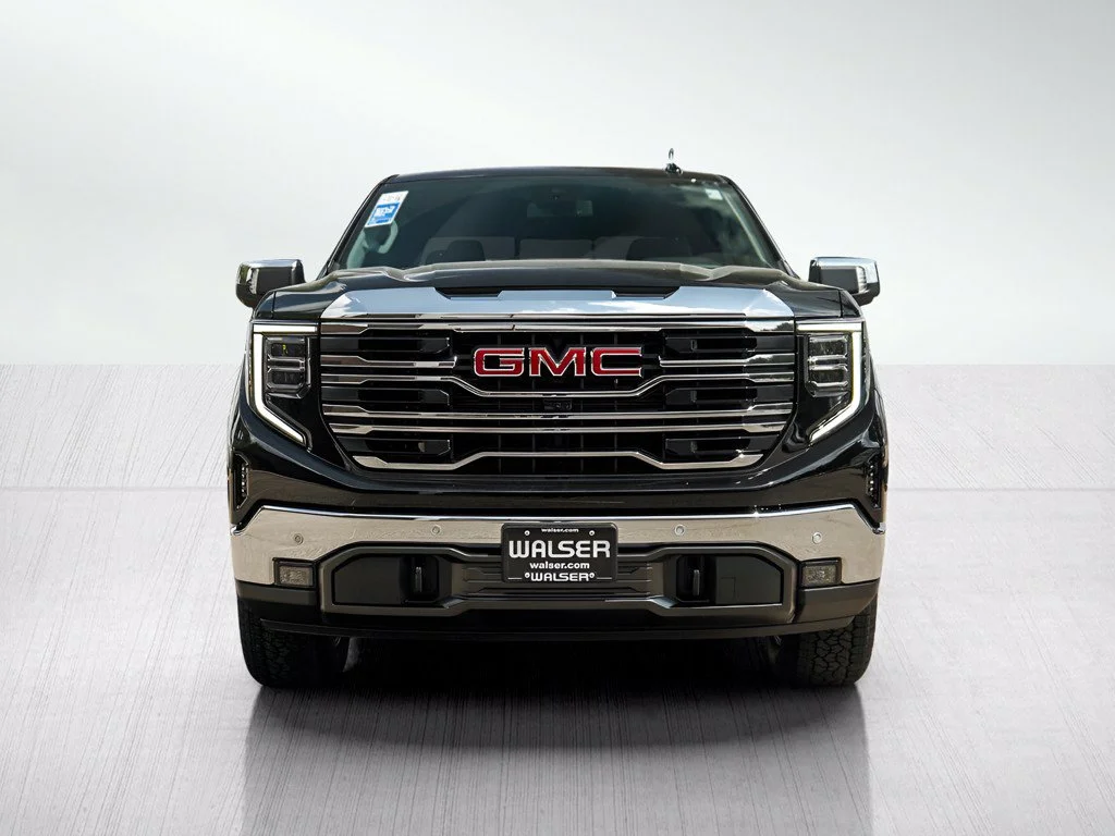 2026 GMC Sierra 1500 SLT - Photo 2