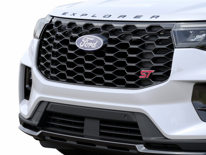New 2027 Star White Metallic Tri-Coat Ford ST image 40