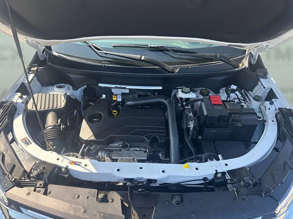 Used 2026 White Chevrolet LT image 30