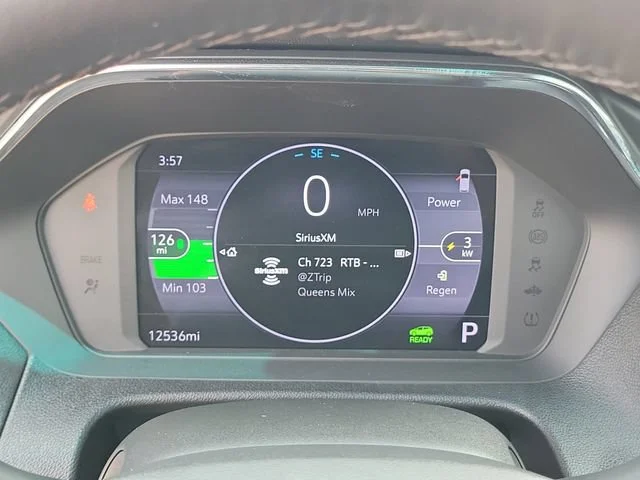 2023 Chevrolet Bolt EV 2LT - Photo 32
