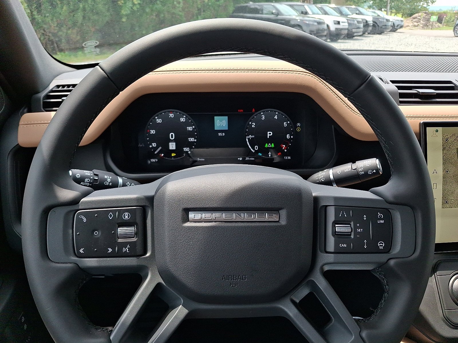 New 2026 Woolstone Green LAND ROVER X-Dynamic SE image 14