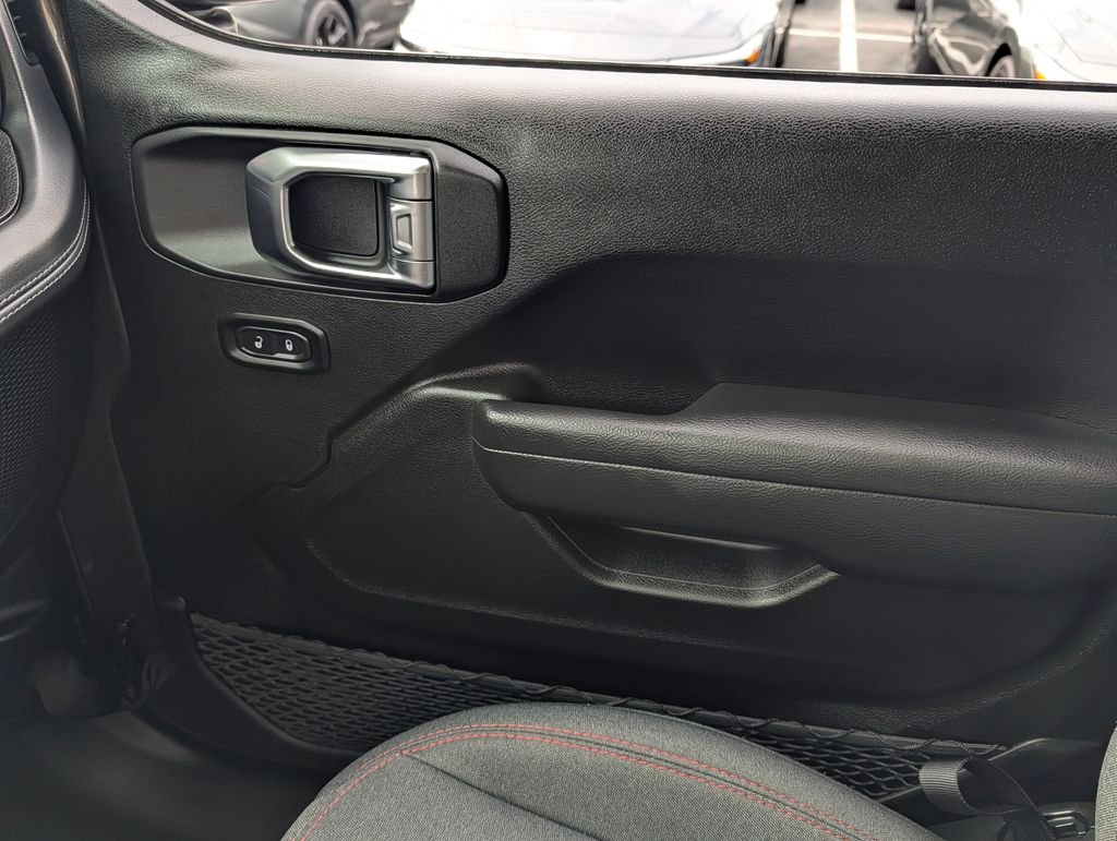 2025 Jeep Wrangler 4-Door Rubicon - Photo 23
