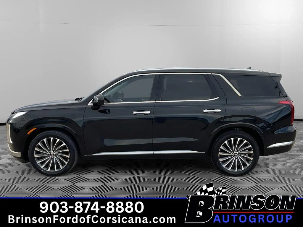 Used 2023 Abyss Black Pearl Hyundai Calligraphy image 4
