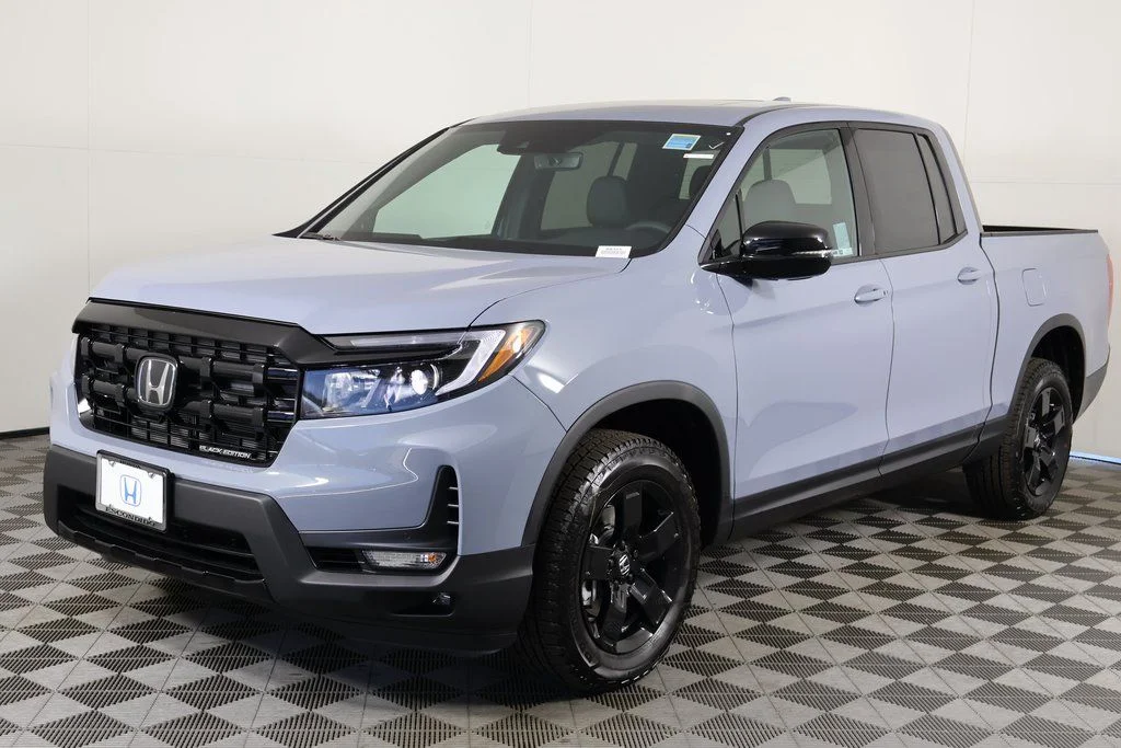 2026 Honda Ridgeline Black Edition's photo