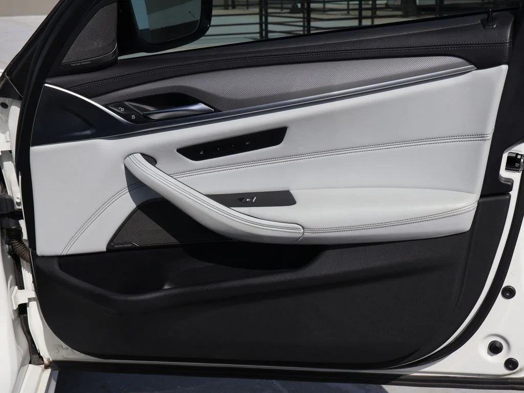 Used 2023 Alpine White BMW Base image 13