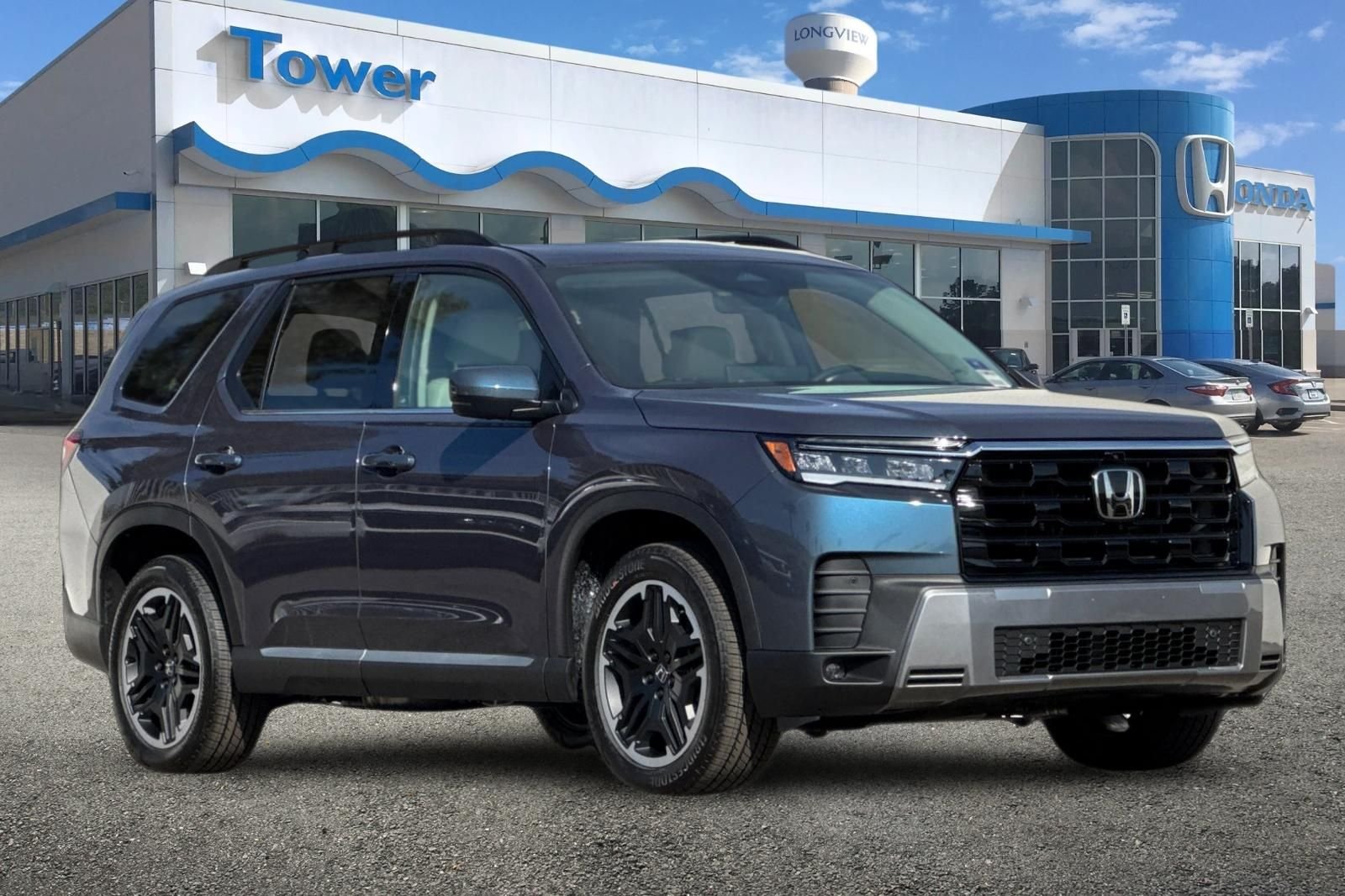 2026 Honda Pilot Touring AWD's photo