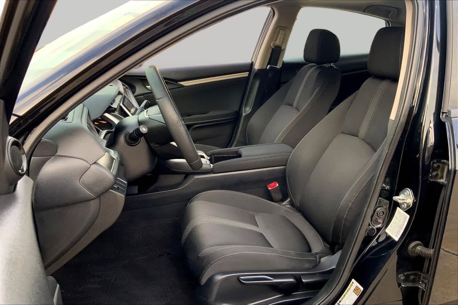 Used 2016  Honda EX-T image 7