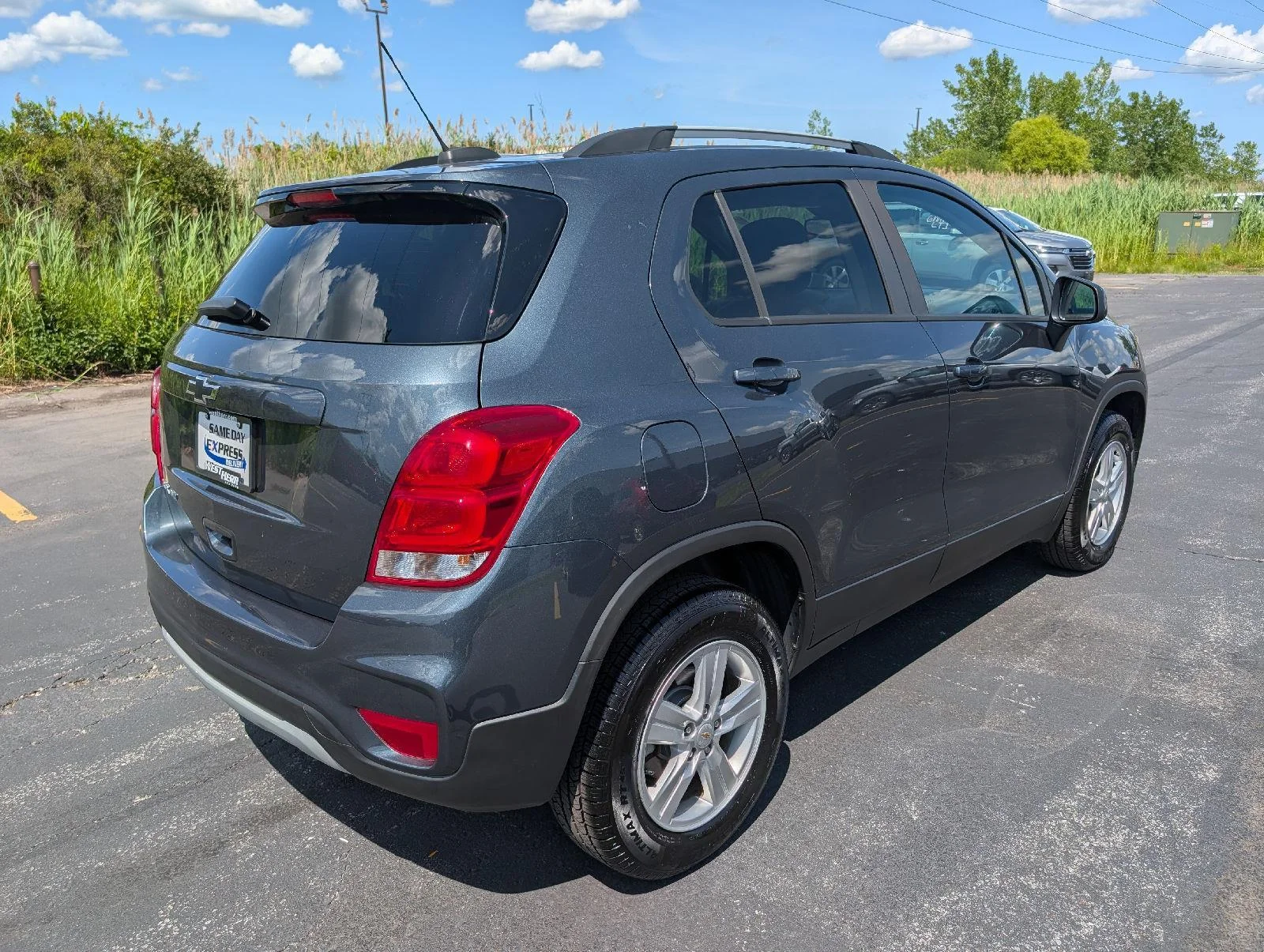 Used 2021 Shadow Gray Metallic Chevrolet LT image 8