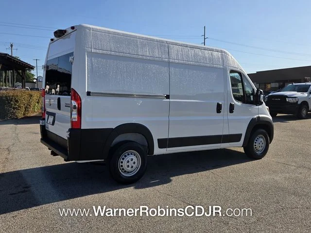 New 2026 Bright White Clearcoat RAM Base image 10