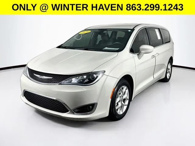 Used 2020 White Chrysler Touring image 3