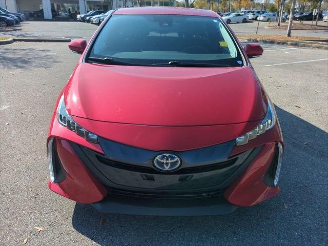 Certified Used 2022 EMOTIONAL RED 2 Toyota  image 9