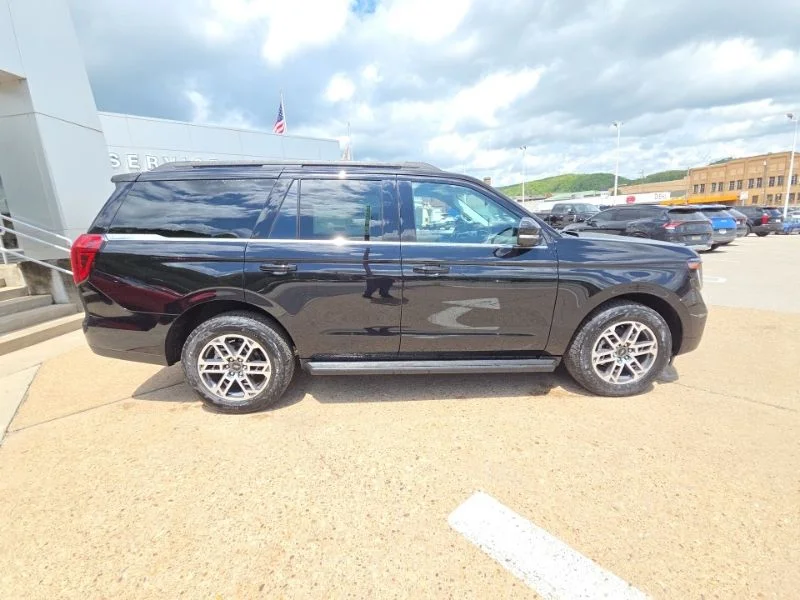 New 2026 Agate Black Metallic Ford Active image 8