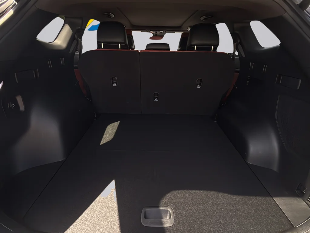 Certified Used 2023 Ebony Black Kia SX image 24