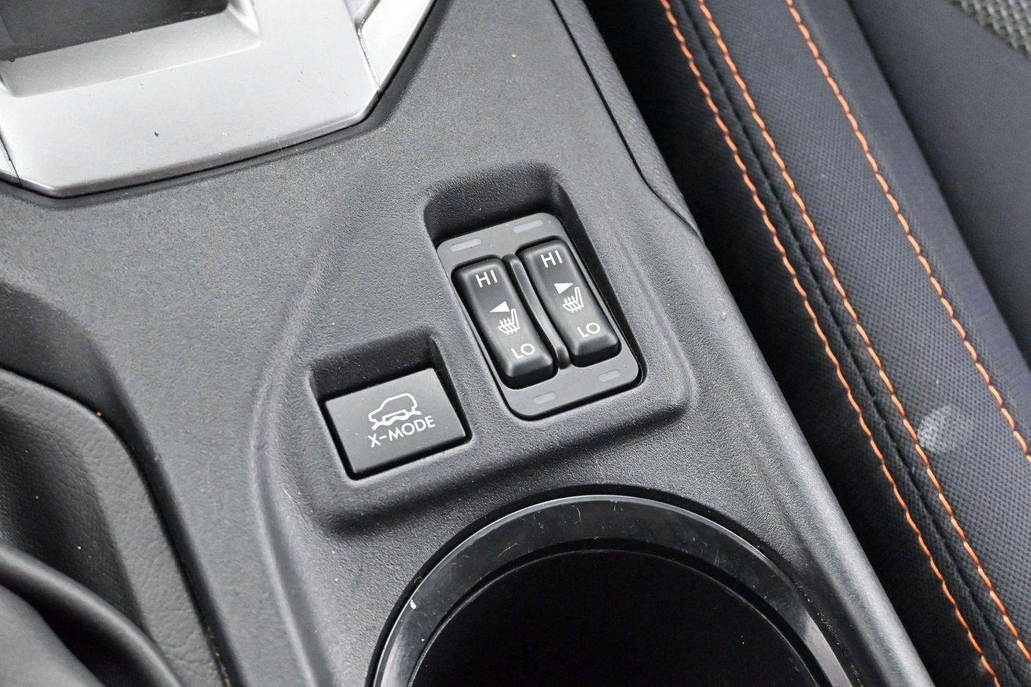 Used 2020 Ice Silver Metallic Subaru Premium image 19