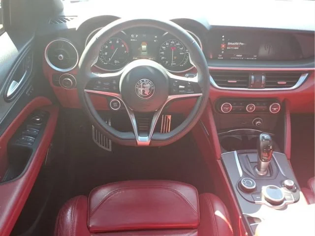 Used 2018 Red Alfa Romeo Ti Sport AWD image 19