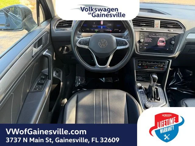 Certified Used 2024 Platinum Gray Metallic Volkswagen SE image 15