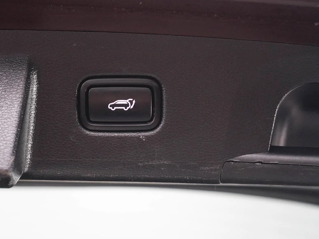 Used 2020 Maroon Kia EX image 17