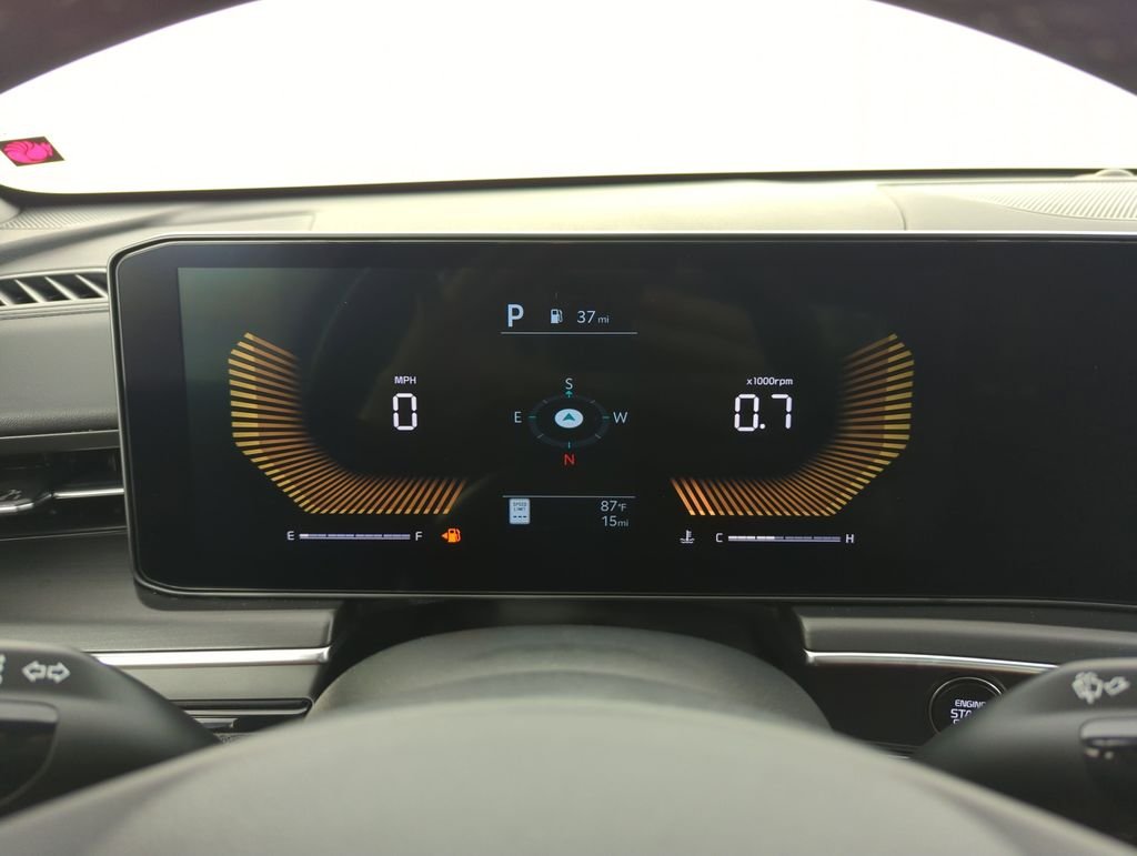 New 2026 Wolf Gray Kia GT-Line image 39