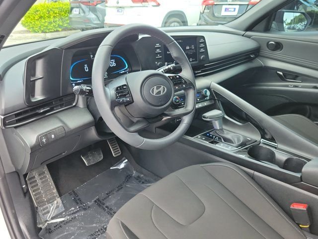 2026 Hyundai Elantra SEL - Photo 14