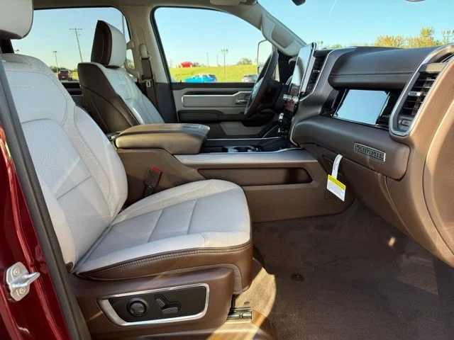 2026 RAM 1500 Laramie - Photo 9