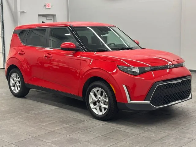 2025 Kia Soul 2.0L S IVT's photo