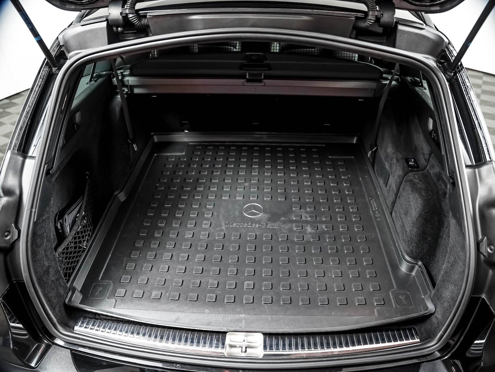 Certified Used 2023 Obsidian Black Metallic Mercedes-Benz E 450 4MATIC® All-Terrain Wagon image 5